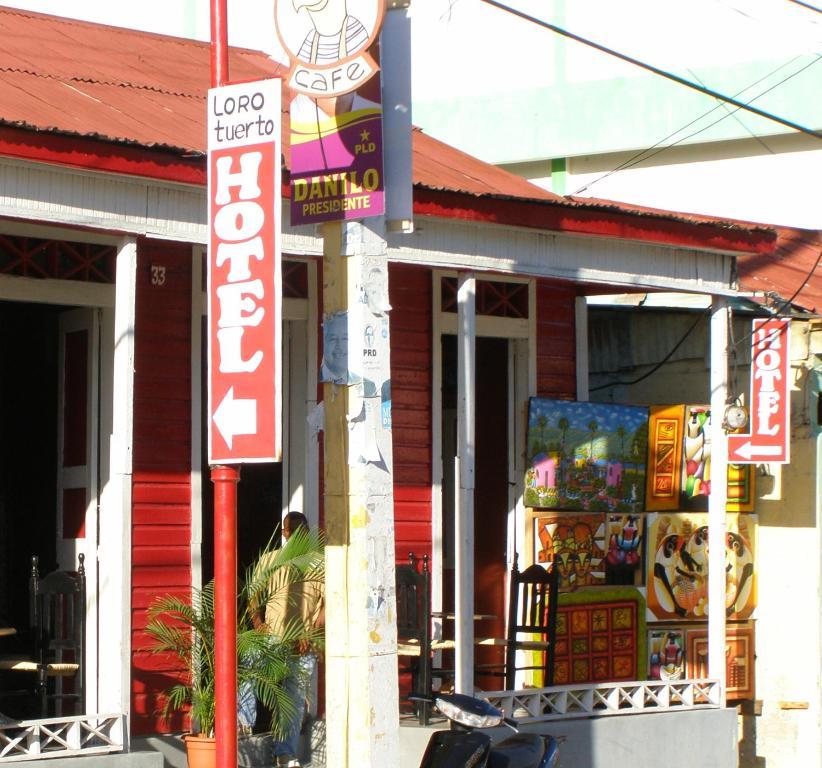 Hotel Loro Tuerto Barahona ภายนอก รูปภาพ