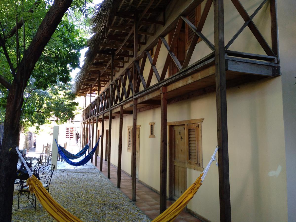 Hotel Loro Tuerto Barahona ภายนอก รูปภาพ