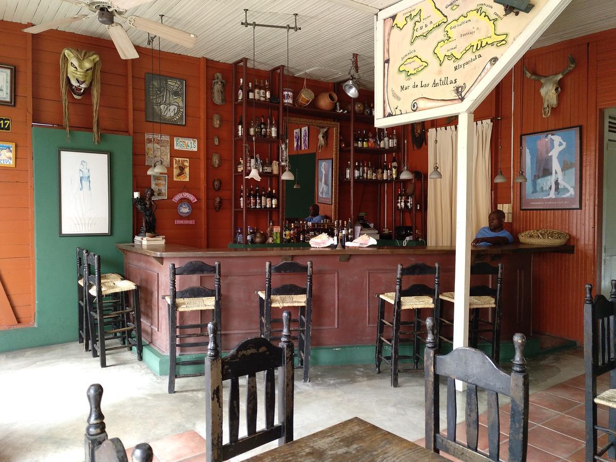 Hotel Loro Tuerto Barahona ภายนอก รูปภาพ