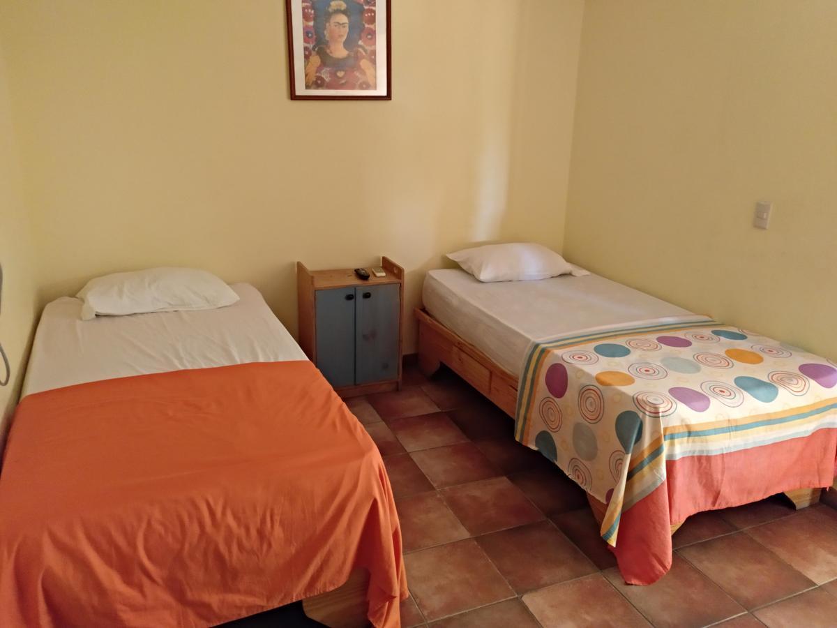 Hotel Loro Tuerto Barahona ภายนอก รูปภาพ